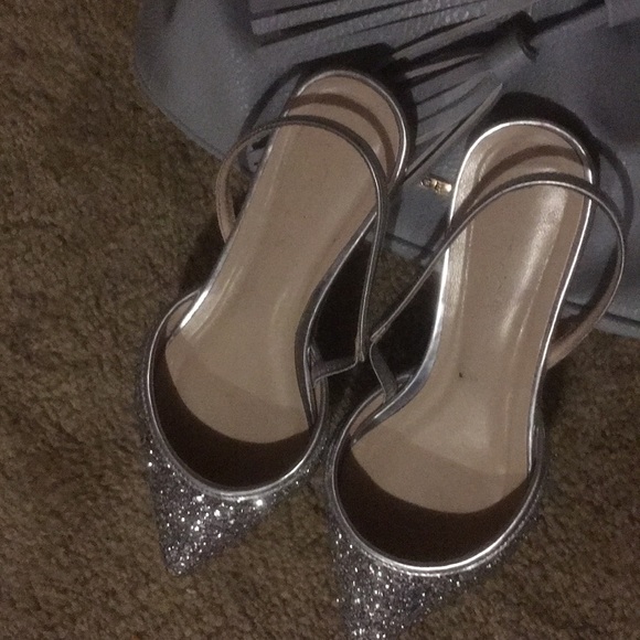 Shoes - Picture 4 of 4